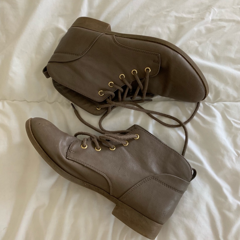 Grey Booties - Picture 2 of 3